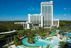 Hilton Orlando Buena Vista Palace – Zero-Entry Float Lagoon
