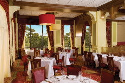 Wyndham Lake Buena Vista Resort - Lakeview Dining Room