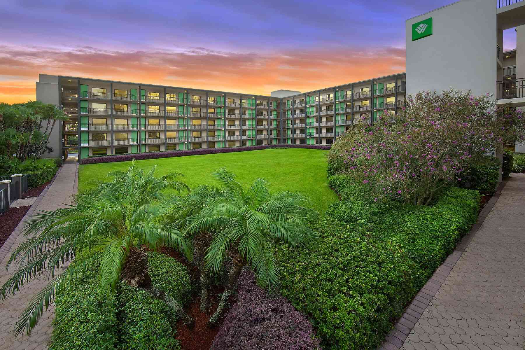Wyndham Garden Lake Buena Vista – Disney Springs® Resort Area Exterior Wyndham Garden Lake Buena Vista – Disney Springs® Resort Area Exterior