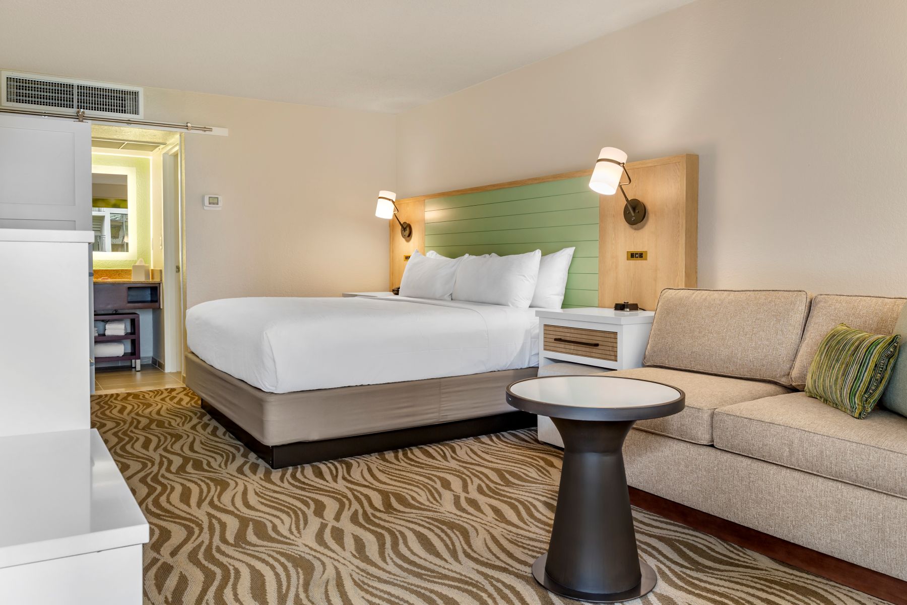 Wyndham Garden Lake Buena Vista – Disney Springs® Resort Area King Room Wyndham Garden Lake Buena Vista – Disney Springs® Resort Area King Room