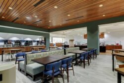 Drury Plaza Hotel Orlando – Disney Springs® Area Commons