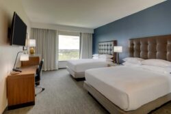 Drury Plaza Hotel Orlando – Disney Springs® Area Queen Room