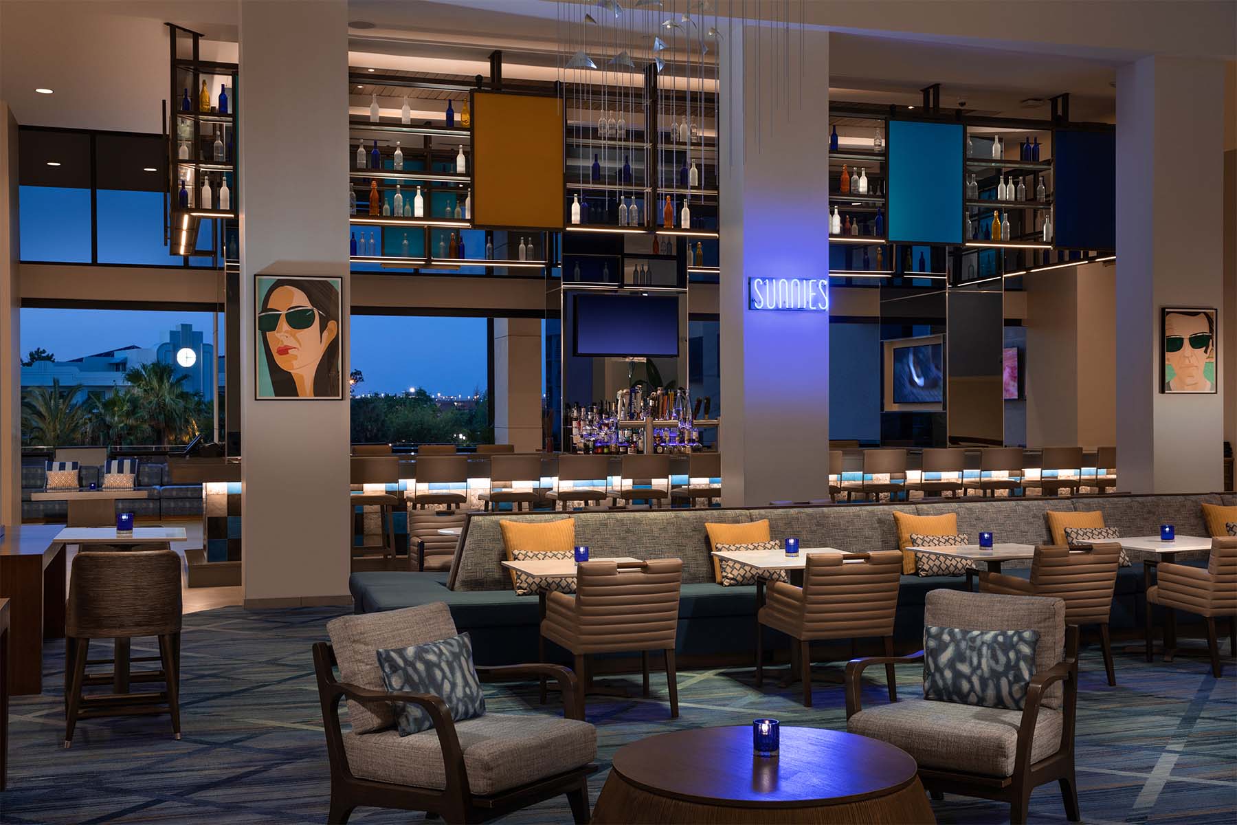Hilton Orlando Buena Vista Palace – Disney Springs® Area Dining – Sunnies