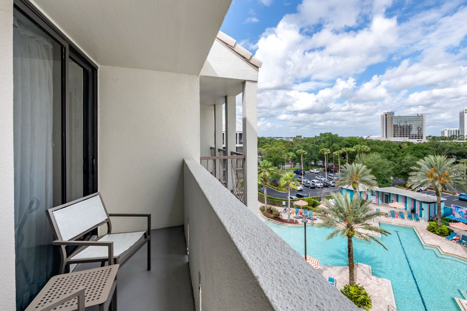 Holiday Inn Orlando Disney Springs Pool View Balcony Room