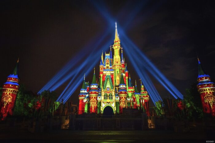 Holidays at Magic Kingdom - Cinderella Castle