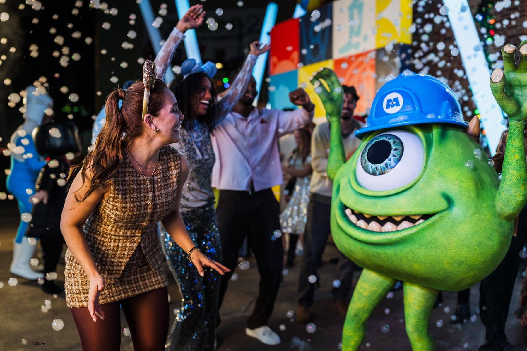 Disney Jollywood Nights - Pixar Disco