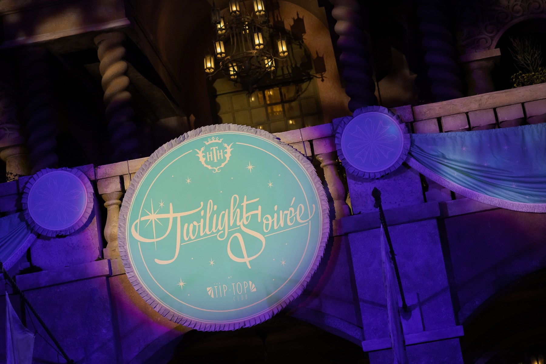 Disney Jollywood Nights Tip Top Club